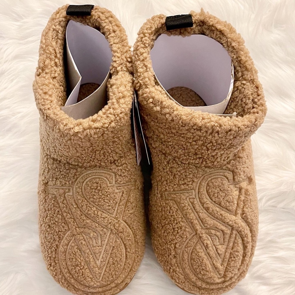 Victoria Secret Sherpa Slippers/Booties